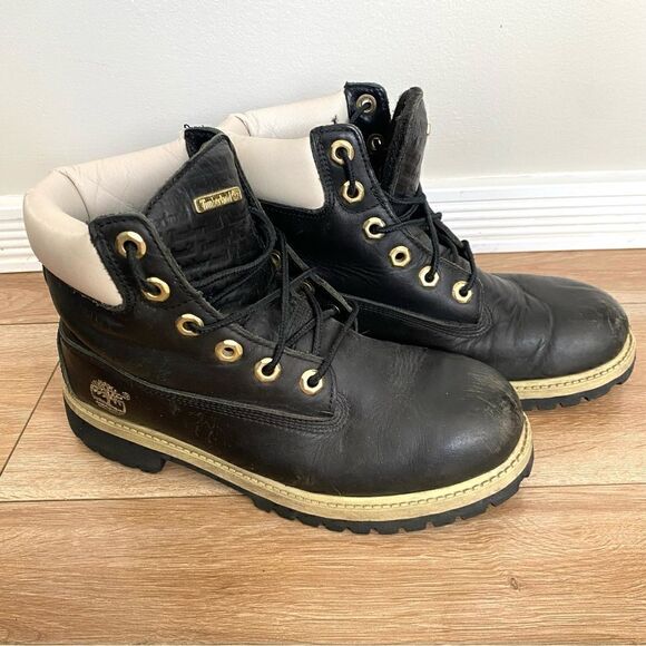 Timberland Classic Black Leather Waterproof Boots Womens Size 4.5 - Picture 1 of 9